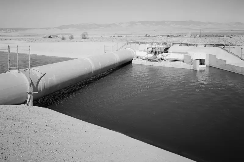 The Los Angeles Aqueduct pipe crossing over the California Aqueduct canal in the Antelope Valley